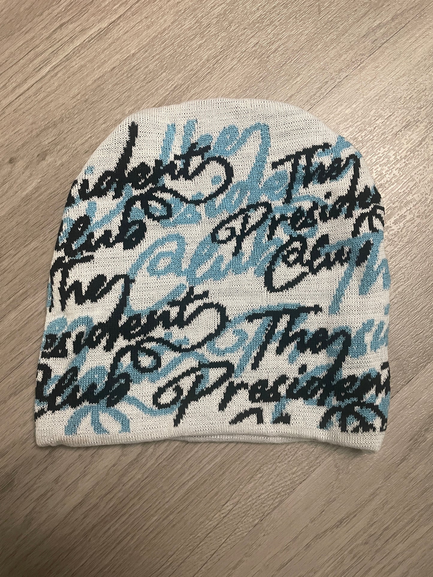 WHITE/UNC/BLACK ALL OVER BEANIE