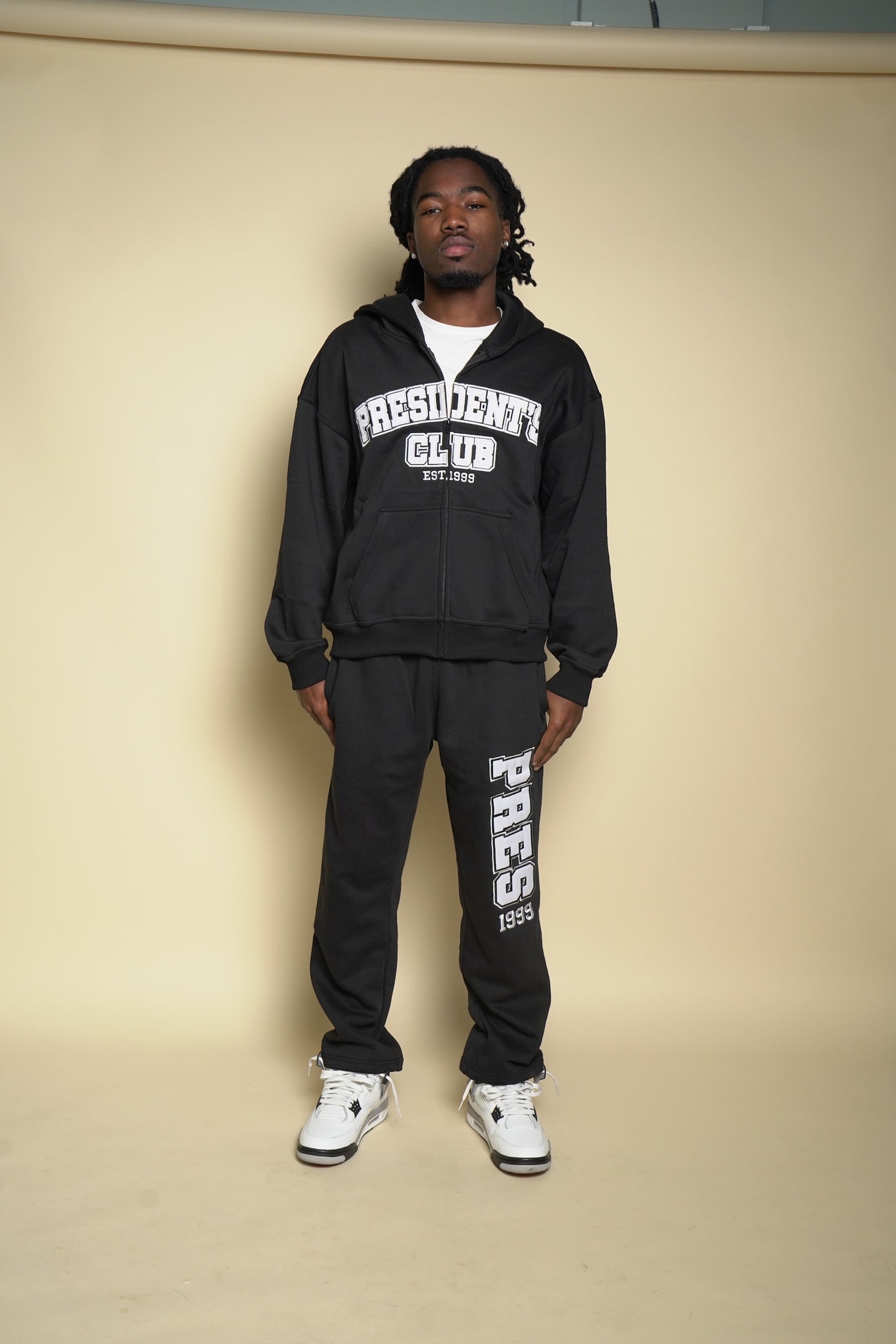 2014 PRESIDENTS CLUB SWEATSUIT (BLACK)