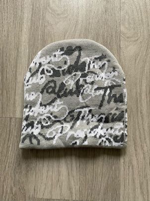 GREY ALL OVER BEANIE