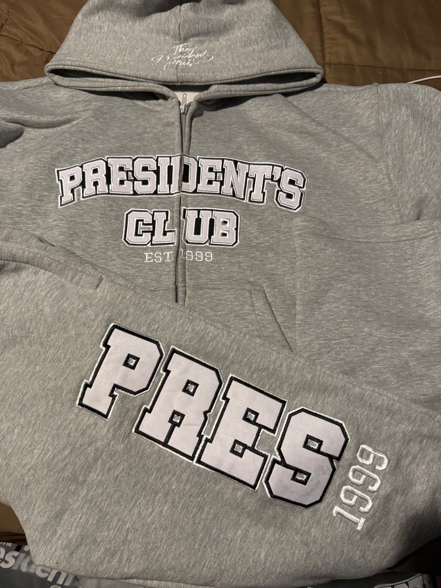 GREY TPC SWEATSUIT